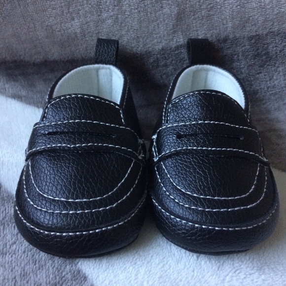 Wee Tots loafer shoes - Picture 1 of 5